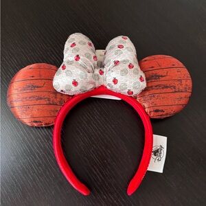 Epcot did and wine festival ears